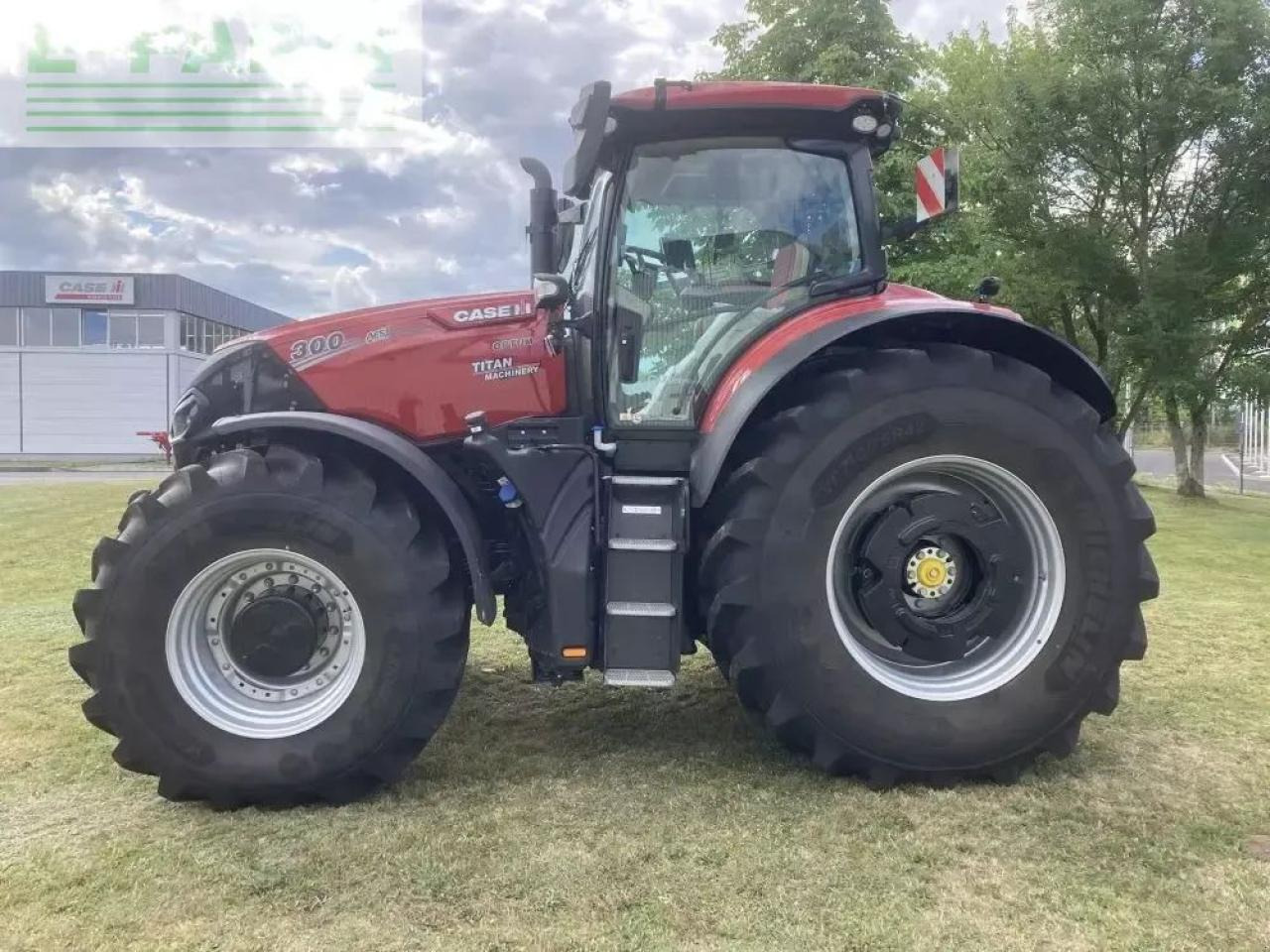 Case-IH optum 300 cvx drive CVX - Traktor: slika Case-IH optum 300 cvx drive CVX - Traktor Case-IH optum 300 cvx drive CVX - Traktor: slika Case-IH optum 300 cvx drive CVX - Traktor