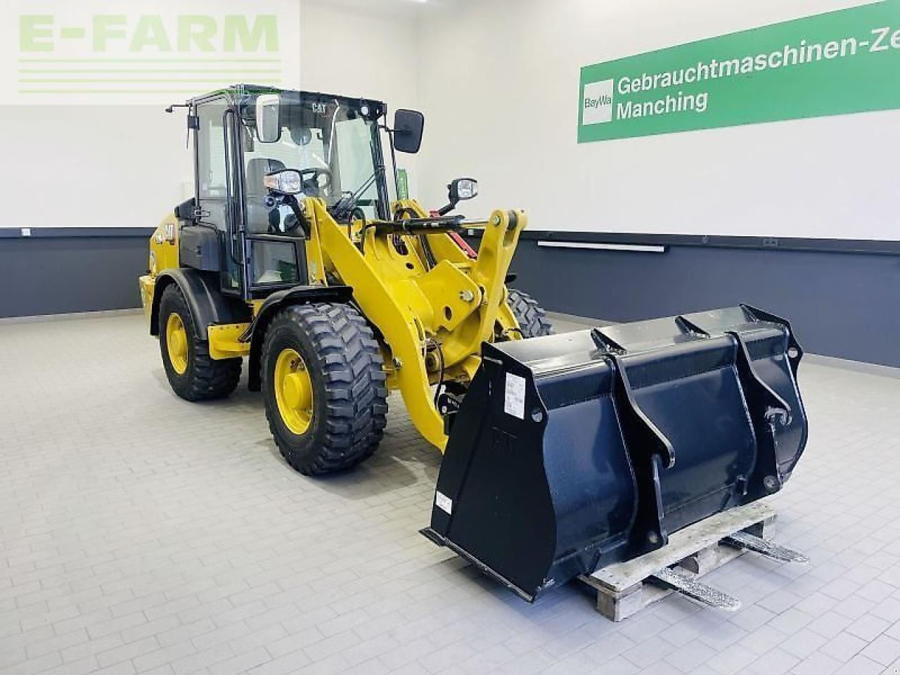 Caterpillar 906-14a - Mini bager: slika Caterpillar 906-14a - Mini bager Caterpillar 906-14a - Mini bager: slika Caterpillar 906-14a - Mini bager