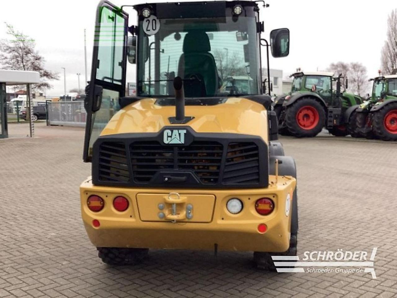 Caterpillar 908 hl-14 - Mini bager: slika Caterpillar 908 hl-14 - Mini bager Caterpillar 908 hl-14 - Mini bager: slika Caterpillar 908 hl-14 - Mini bager