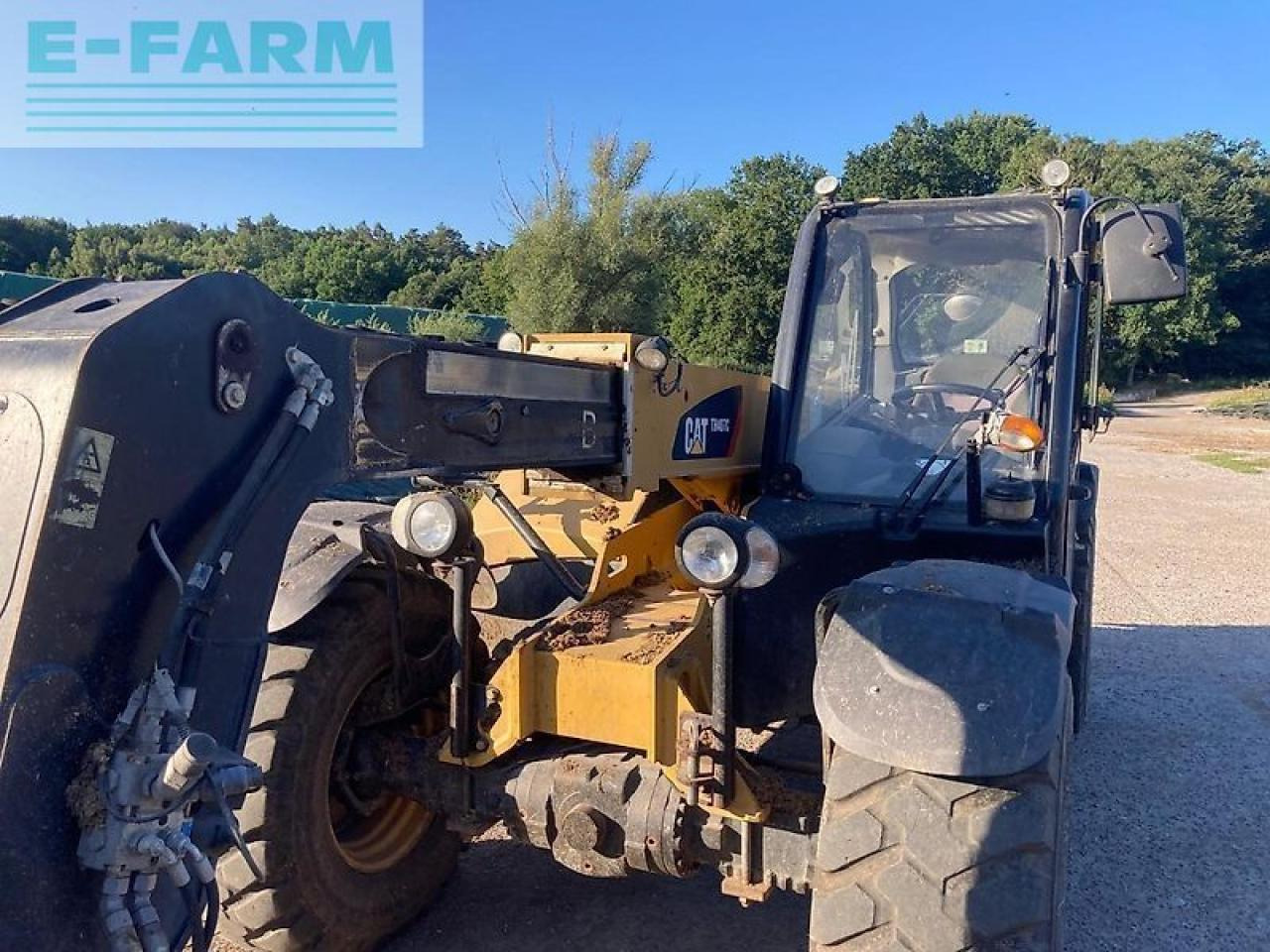 Caterpillar cat th407c - Teleskopski rukovatelj: slika Caterpillar cat th407c - Teleskopski rukovatelj Caterpillar cat th407c - Teleskopski rukovatelj: slika Caterpillar cat th407c - Teleskopski rukovatelj