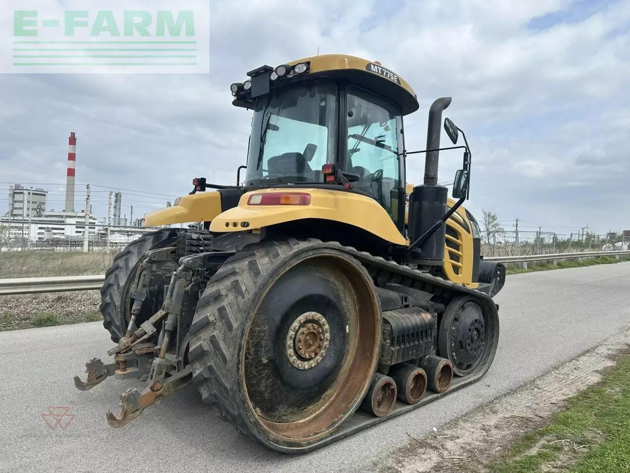 Challenger mt775e - Traktor gusjeničar: slika Challenger mt775e - Traktor gusjeničar Challenger mt775e - Traktor gusjeničar: slika Challenger mt775e - Traktor gusjeničar