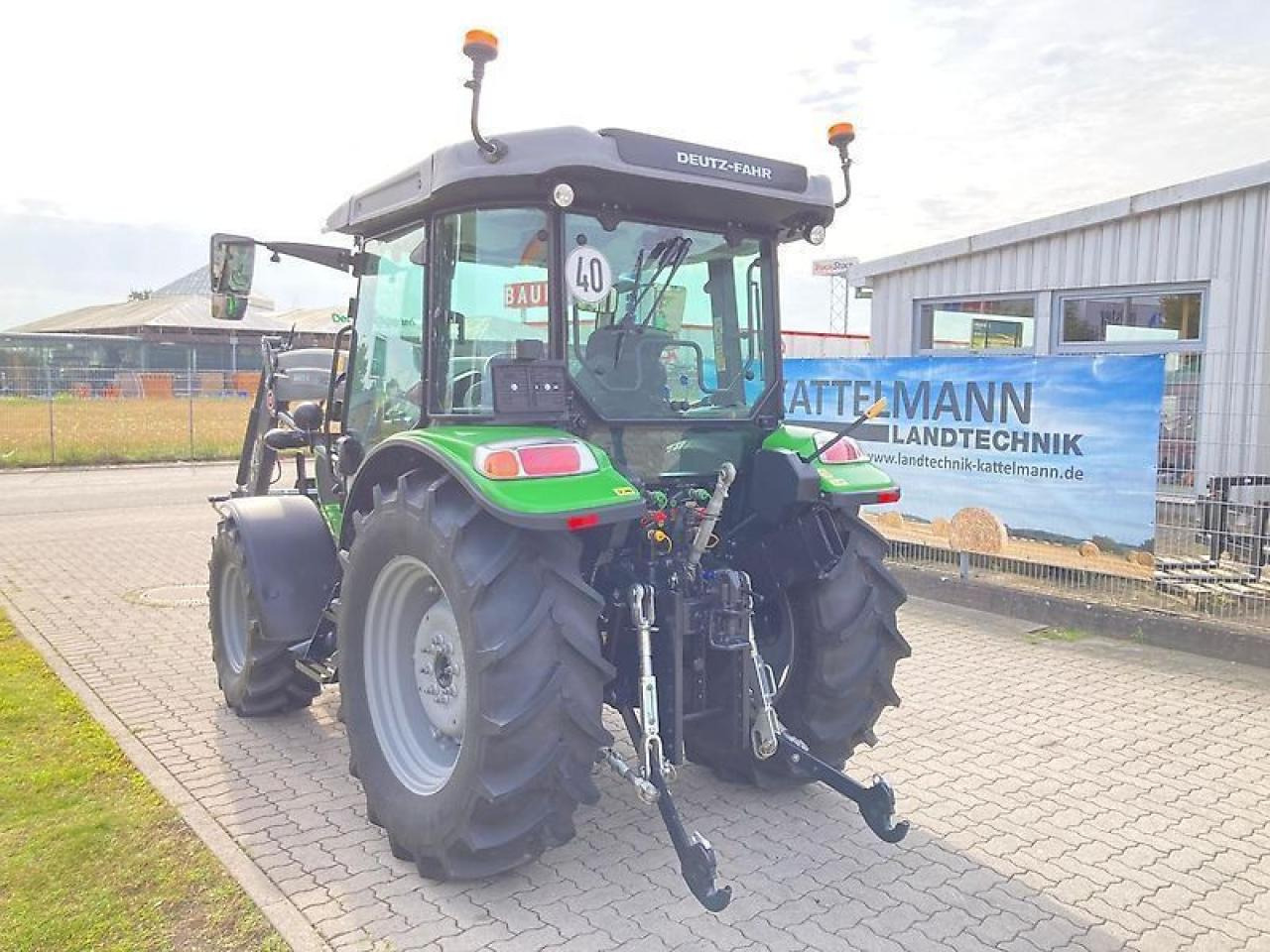 Deutz-Fahr 5080d keyline (klima) Keyline - Traktor: slika Deutz-Fahr 5080d keyline (klima) Keyline - Traktor Deutz-Fahr 5080d keyline (klima) Keyline - Traktor: slika Deutz-Fahr 5080d keyline (klima) Keyline - Traktor