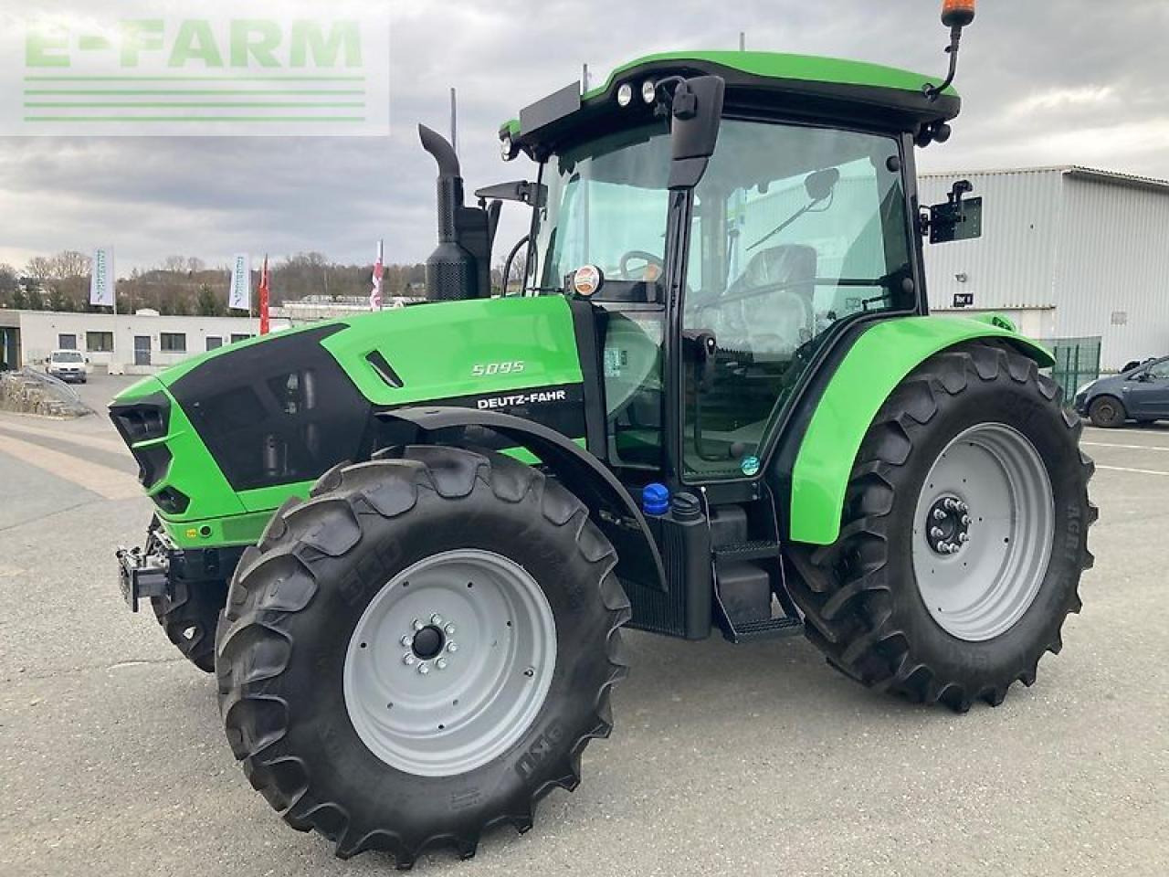Deutz-Fahr 5095 gs - Traktor: slika Deutz-Fahr 5095 gs - Traktor Deutz-Fahr 5095 gs - Traktor: slika Deutz-Fahr 5095 gs - Traktor