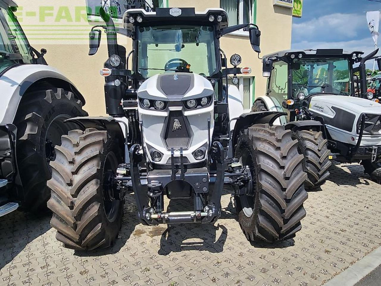 Deutz-Fahr 6125 - Traktor: slika Deutz-Fahr 6125 - Traktor Deutz-Fahr 6125 - Traktor: slika Deutz-Fahr 6125 - Traktor