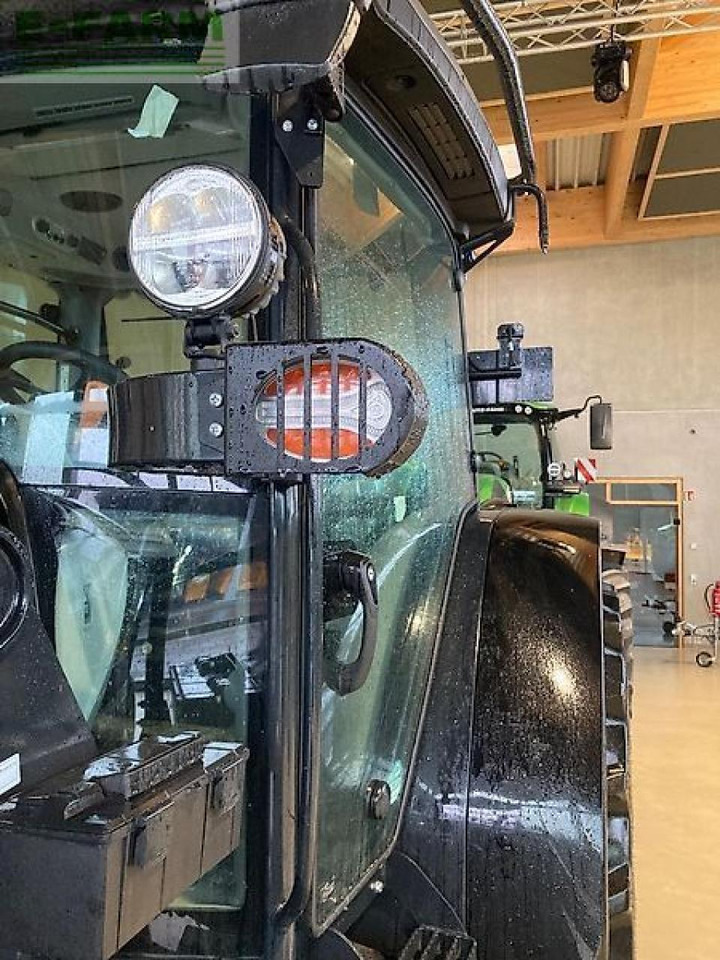 Deutz-Fahr 6125 c powershift PowerShift - Traktor: slika Deutz-Fahr 6125 c powershift PowerShift - Traktor Deutz-Fahr 6125 c powershift PowerShift - Traktor: slika Deutz-Fahr 6125 c powershift PowerShift - Traktor