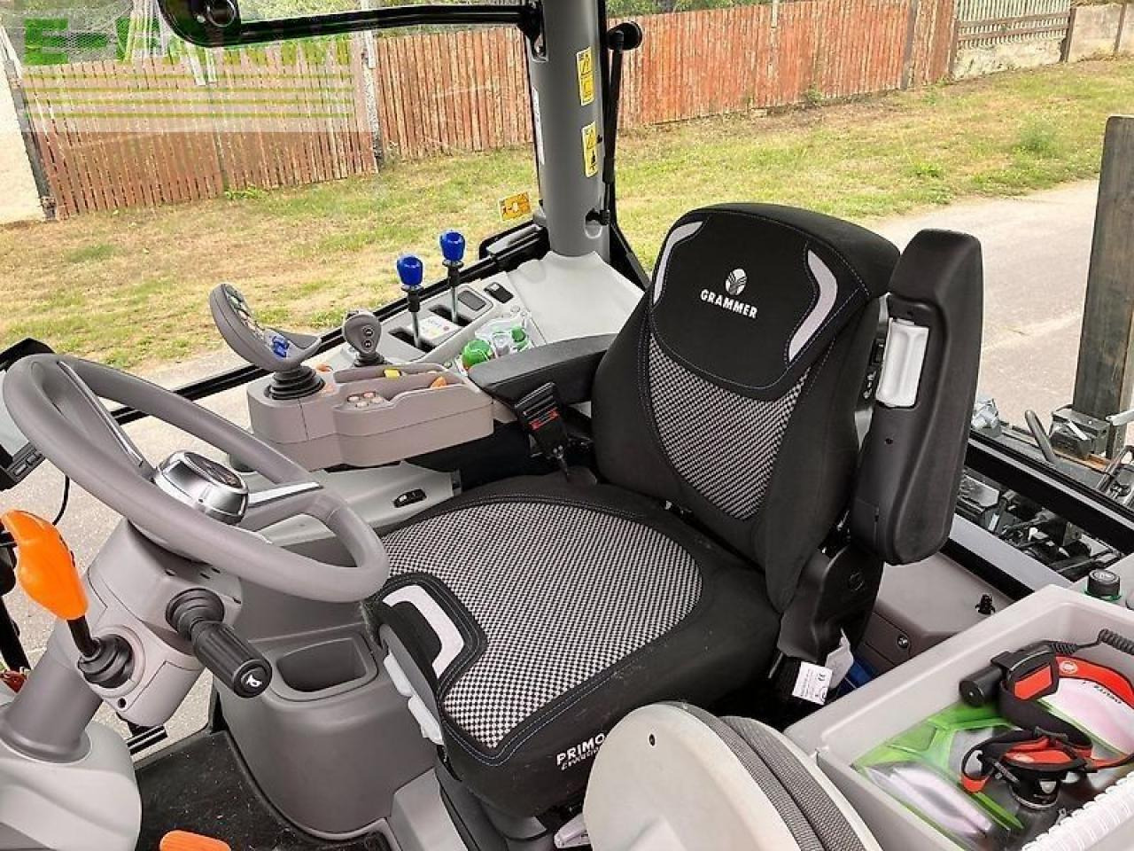 Traktor Deutz-Fahr 6135 C TTV TTV: slika Traktor Deutz-Fahr 6135 C TTV TTV Traktor Deutz-Fahr 6135 C TTV TTV: slika Traktor Deutz-Fahr 6135 C TTV TTV