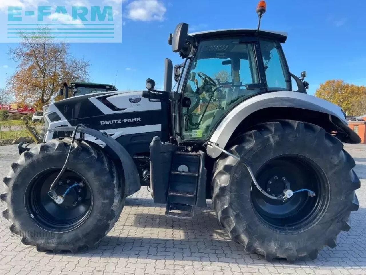 Deutz-Fahr 6215 agrotron ttv - Traktor: slika Deutz-Fahr 6215 agrotron ttv - Traktor Deutz-Fahr 6215 agrotron ttv - Traktor: slika Deutz-Fahr 6215 agrotron ttv - Traktor