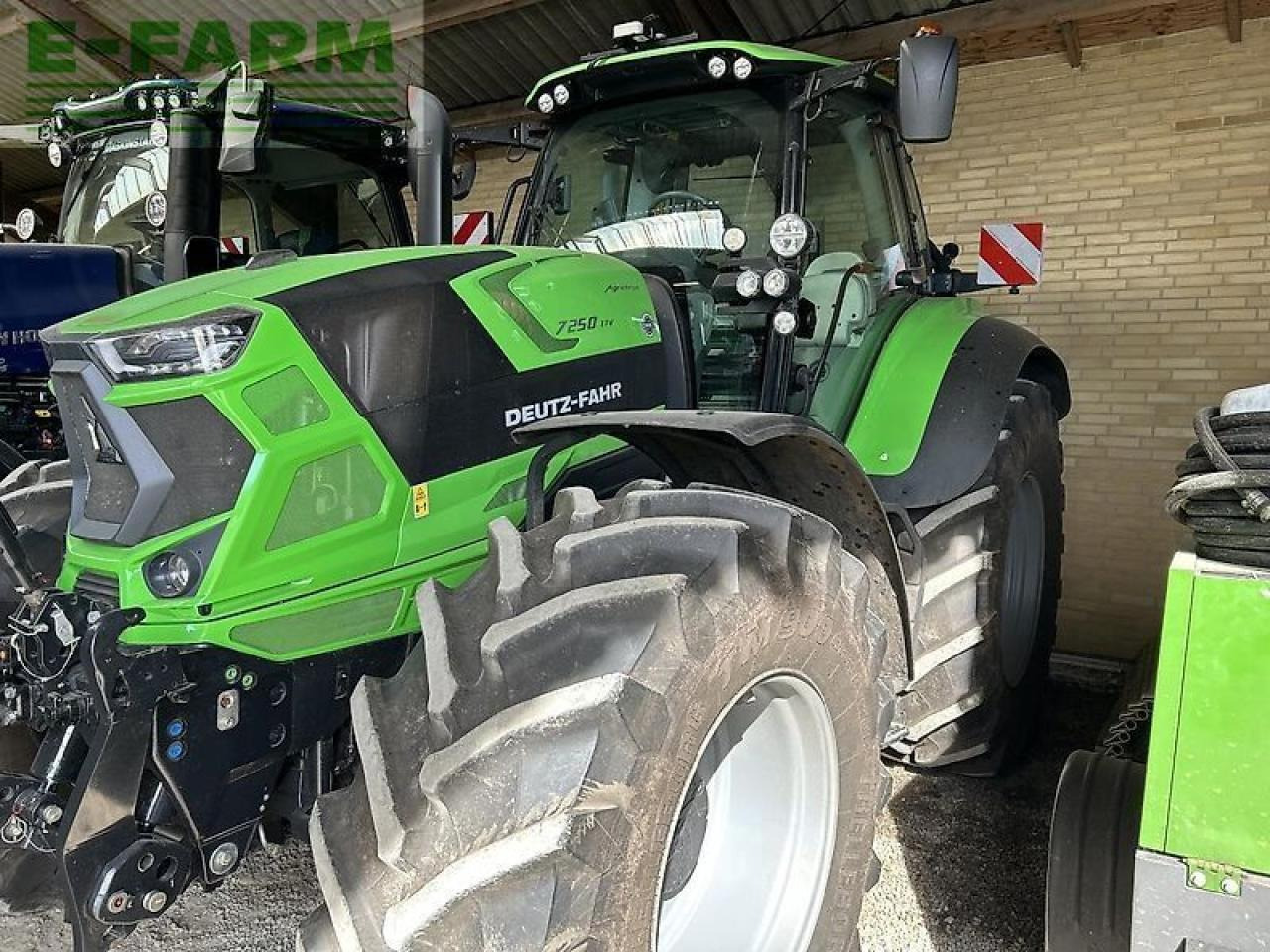 Deutz-Fahr 7.250 ttv - Traktor: slika Deutz-Fahr 7.250 ttv - Traktor Deutz-Fahr 7.250 ttv - Traktor: slika Deutz-Fahr 7.250 ttv - Traktor