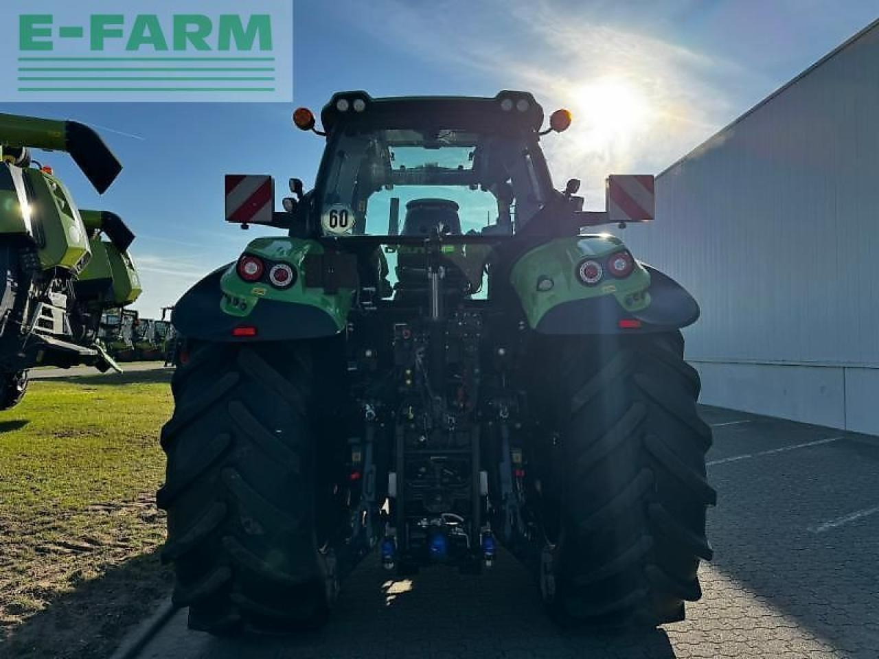 Deutz-Fahr 8280 ttv - Traktor: slika Deutz-Fahr 8280 ttv - Traktor Deutz-Fahr 8280 ttv - Traktor: slika Deutz-Fahr 8280 ttv - Traktor