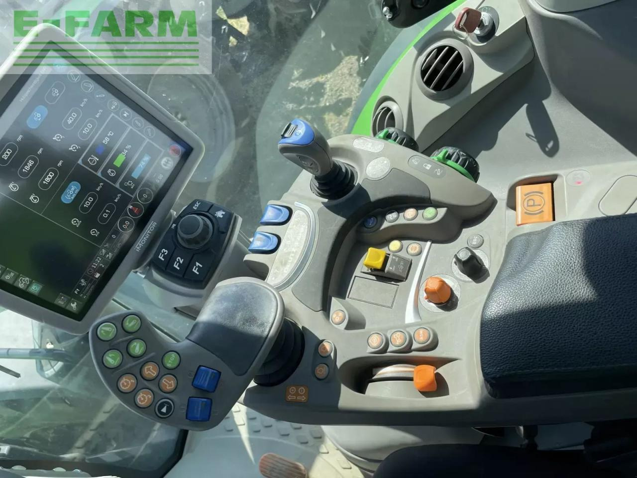 Deutz-Fahr 8280 ttv - Traktor: slika Deutz-Fahr 8280 ttv - Traktor Deutz-Fahr 8280 ttv - Traktor: slika Deutz-Fahr 8280 ttv - Traktor