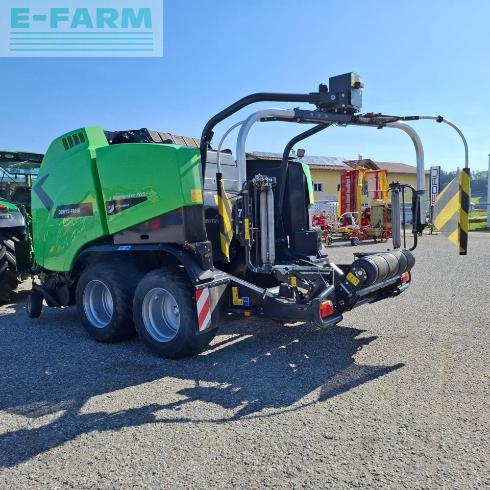 Deutz-Fahr Variomaster 765 - Kvadratna balirka: slika Deutz-Fahr Variomaster 765 - Kvadratna balirka Deutz-Fahr Variomaster 765 - Kvadratna balirka: slika Deutz-Fahr Variomaster 765 - Kvadratna balirka
