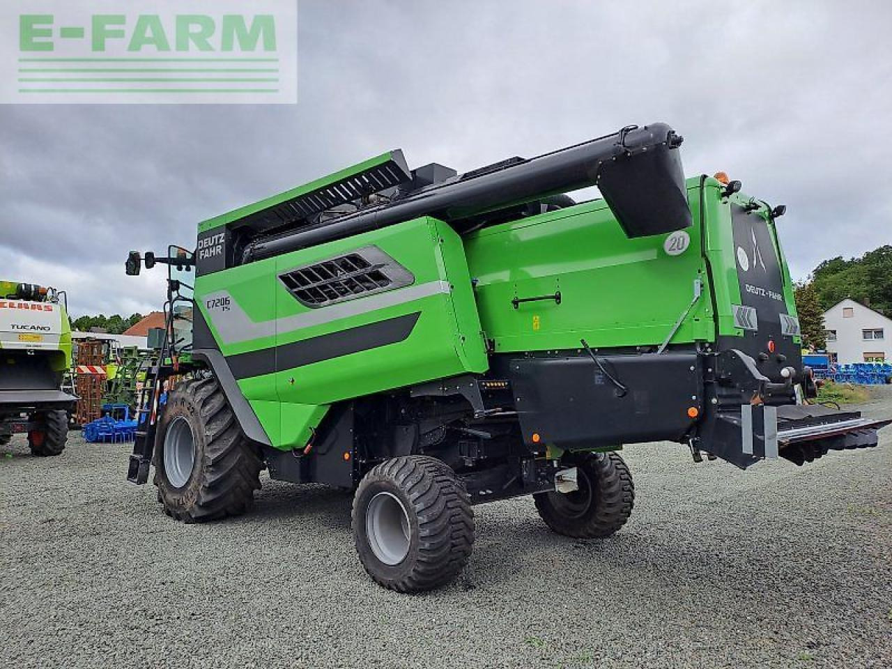 Deutz-Fahr c7206 ts - Kombajn za žetvu: slika Deutz-Fahr c7206 ts - Kombajn za žetvu Deutz-Fahr c7206 ts - Kombajn za žetvu: slika Deutz-Fahr c7206 ts - Kombajn za žetvu