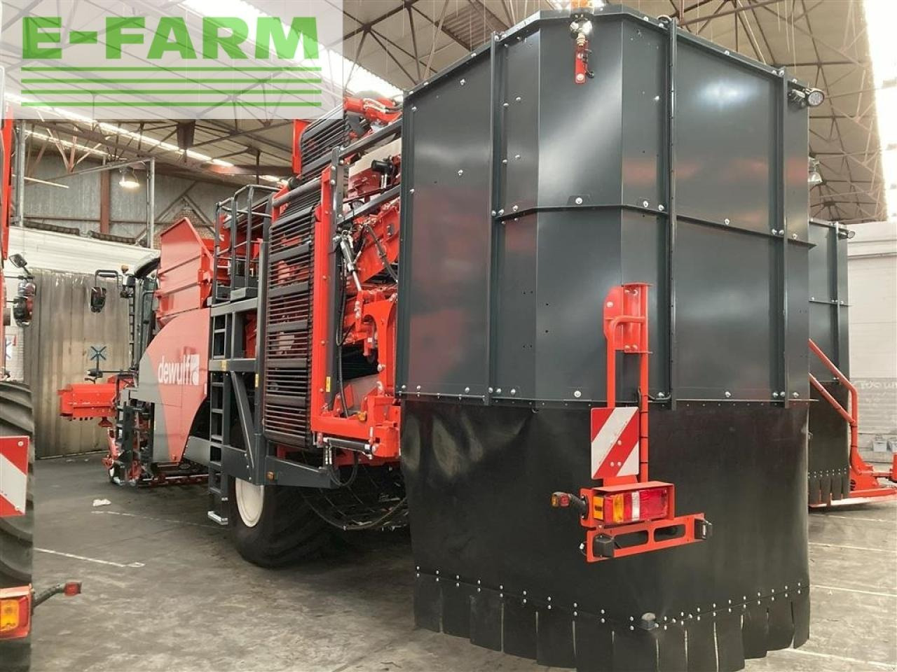 Dewulf rqa3060 - topkæde - Kombajn za krumpir: slika Dewulf rqa3060 - topkæde - Kombajn za krumpir Dewulf rqa3060 - topkæde - Kombajn za krumpir: slika Dewulf rqa3060 - topkæde - Kombajn za krumpir