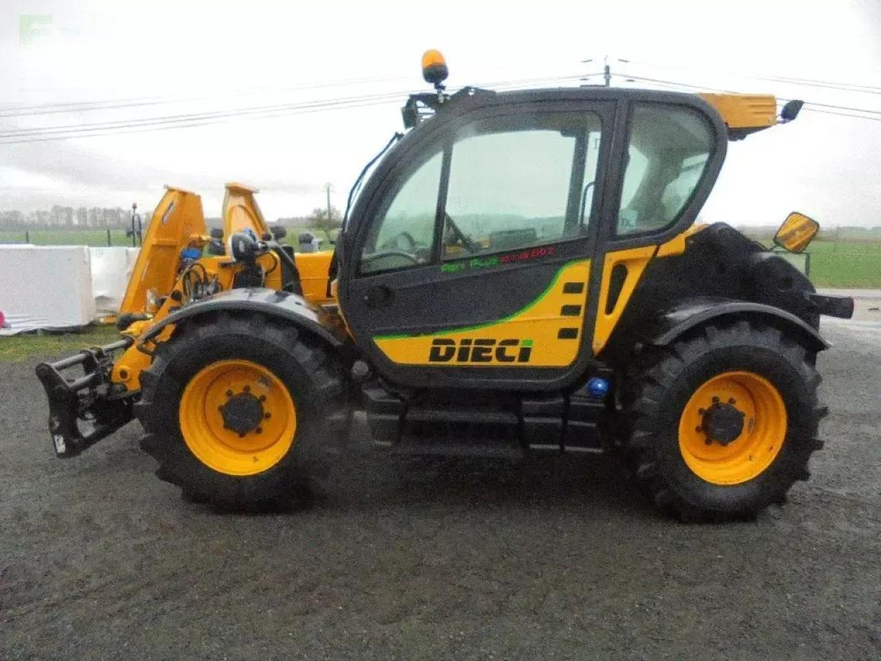 Dieci p 40.7 - Teleskopski rukovatelj: slika Dieci p 40.7 - Teleskopski rukovatelj Dieci p 40.7 - Teleskopski rukovatelj: slika Dieci p 40.7 - Teleskopski rukovatelj