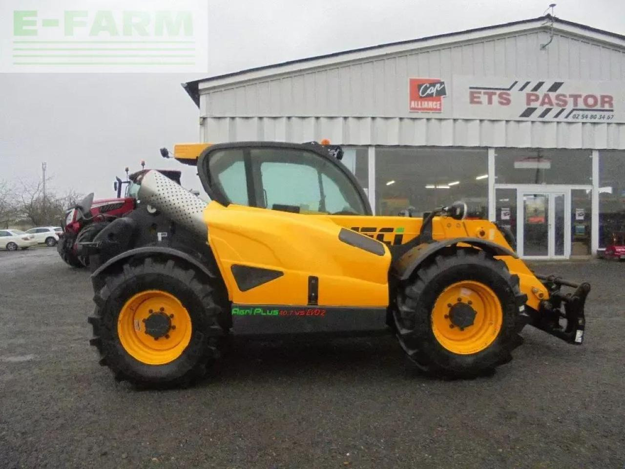 Dieci p 40.7 - Teleskopski rukovatelj: slika Dieci p 40.7 - Teleskopski rukovatelj Dieci p 40.7 - Teleskopski rukovatelj: slika Dieci p 40.7 - Teleskopski rukovatelj