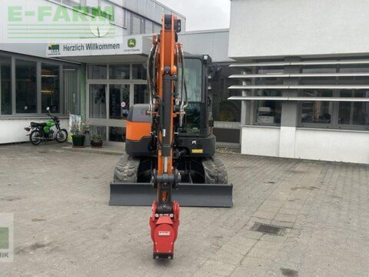 Doosan dx55r-7 - Mini bager: slika Doosan dx55r-7 - Mini bager Doosan dx55r-7 - Mini bager: slika Doosan dx55r-7 - Mini bager