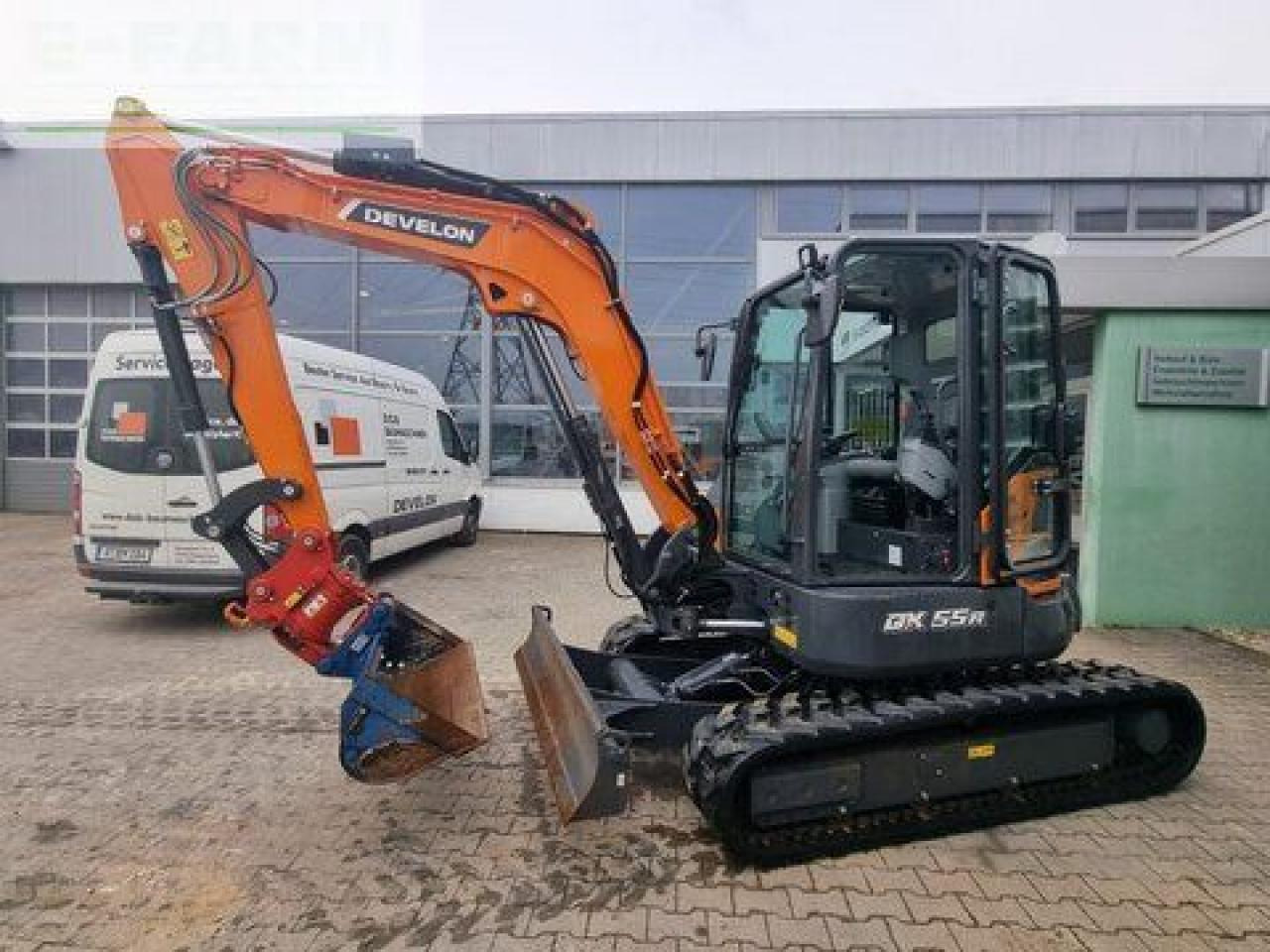 Doosan dx55r-7 - Mini bager: slika Doosan dx55r-7 - Mini bager Doosan dx55r-7 - Mini bager: slika Doosan dx55r-7 - Mini bager