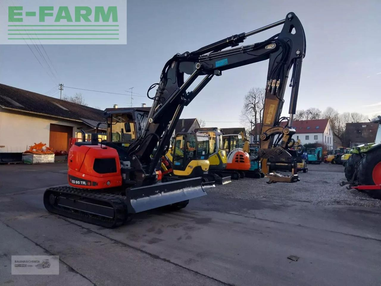 Euromacchine 95.2 tr 4 mit verstellausleger u. powertilt - Mini bager: slika Euromacchine 95.2 tr 4 mit verstellausleger u. powertilt - Mini bager Euromacchine 95.2 tr 4 mit verstellausleger u. powertilt - Mini bager: slika Euromacchine 95.2 tr 4 mit verstellausleger u. powertilt - Mini bager