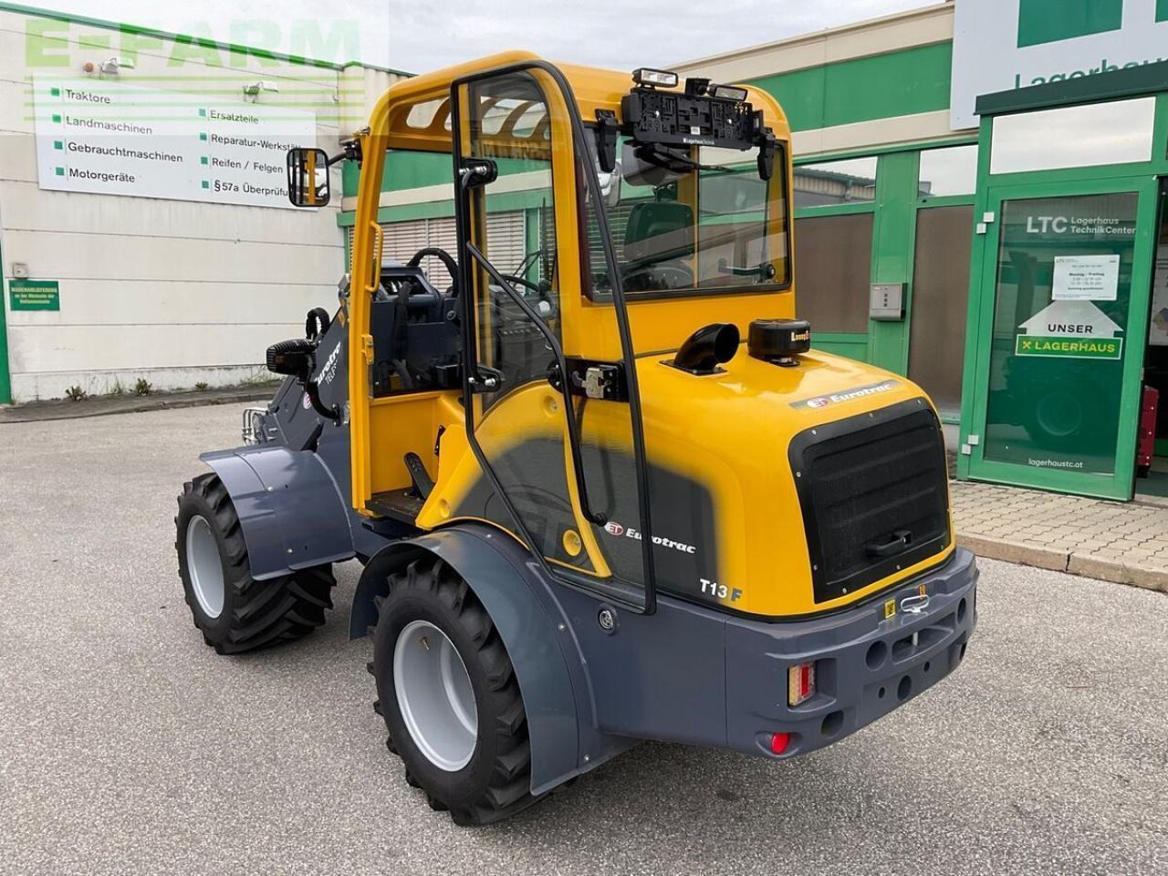 Eurotrac t 13-cf - Mini bager: slika Eurotrac t 13-cf - Mini bager Eurotrac t 13-cf - Mini bager: slika Eurotrac t 13-cf - Mini bager