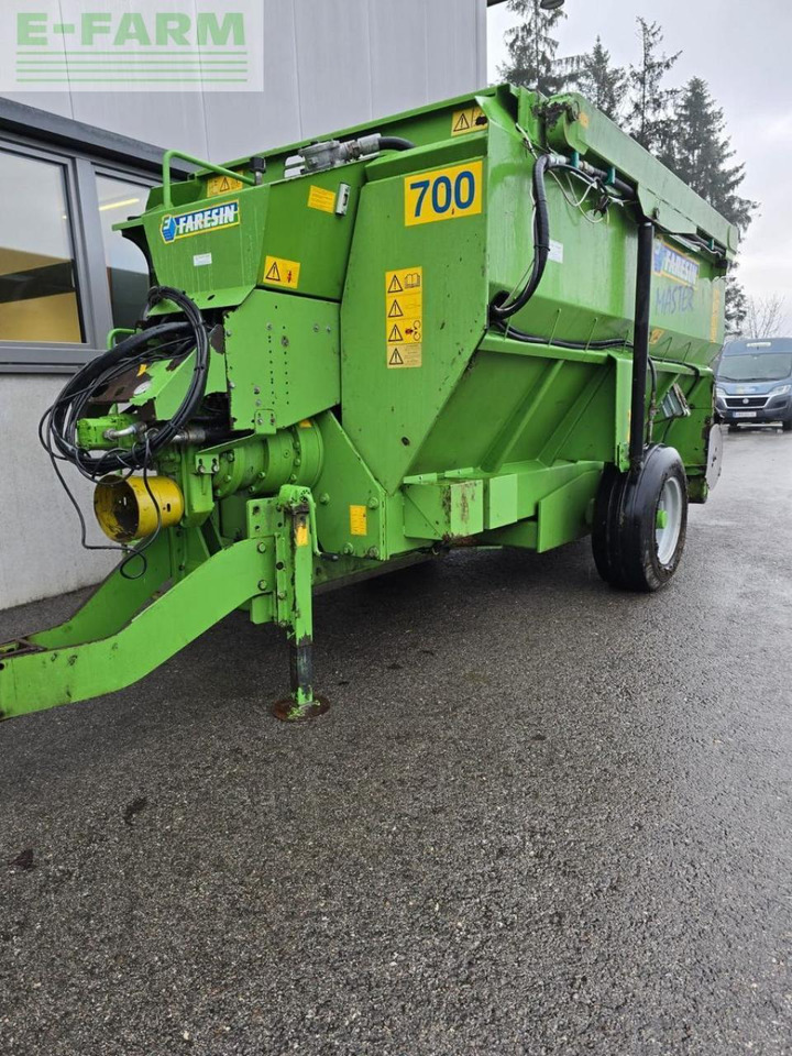 Faresin fahresin tmr700 - Oprema za stoku: slika Faresin fahresin tmr700 - Oprema za stoku Faresin fahresin tmr700 - Oprema za stoku: slika Faresin fahresin tmr700 - Oprema za stoku