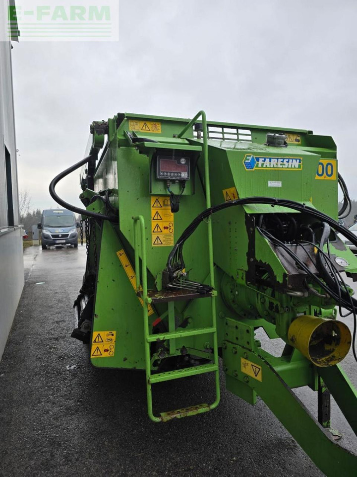 Faresin fahresin tmr700 - Oprema za stoku: slika Faresin fahresin tmr700 - Oprema za stoku Faresin fahresin tmr700 - Oprema za stoku: slika Faresin fahresin tmr700 - Oprema za stoku