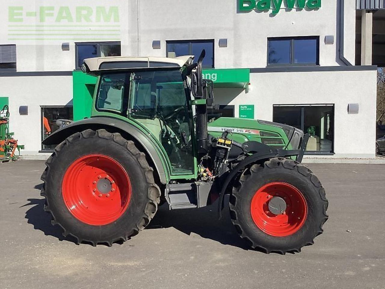 Fendt 210 vario - Traktor: slika Fendt 210 vario - Traktor Fendt 210 vario - Traktor: slika Fendt 210 vario - Traktor