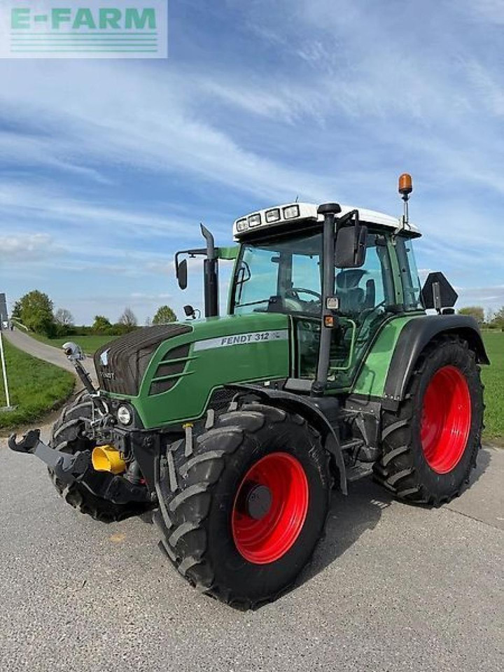 Fendt 312 - Traktor: slika Fendt 312 - Traktor Fendt 312 - Traktor: slika Fendt 312 - Traktor
