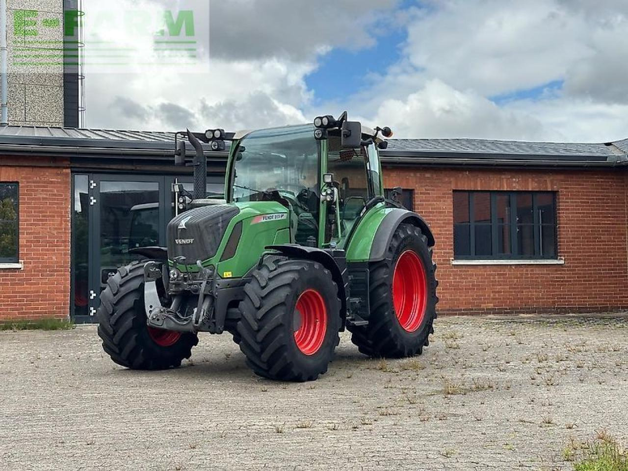 Fendt 313 vario s4 profi Profi - Traktor: slika Fendt 313 vario s4 profi Profi - Traktor Fendt 313 vario s4 profi Profi - Traktor: slika Fendt 313 vario s4 profi Profi - Traktor
