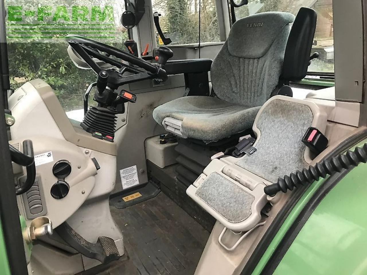 Fendt 411 com2 - Traktor: slika Fendt 411 com2 - Traktor Fendt 411 com2 - Traktor: slika Fendt 411 com2 - Traktor