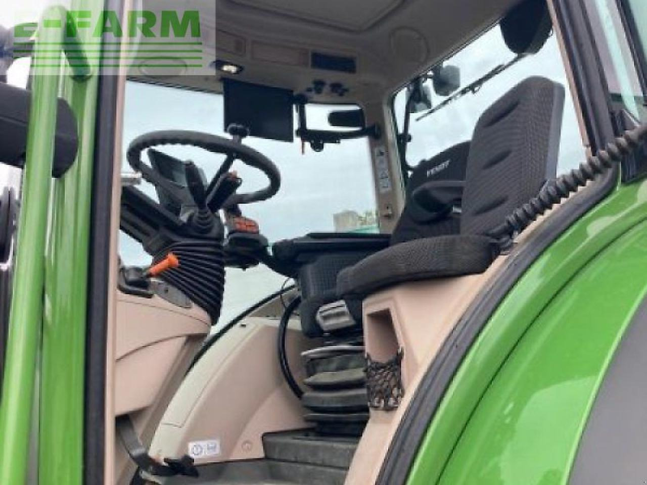 Fendt 516 gen3 profi plus one - Traktor: slika Fendt 516 gen3 profi plus one - Traktor Fendt 516 gen3 profi plus one - Traktor: slika Fendt 516 gen3 profi plus one - Traktor