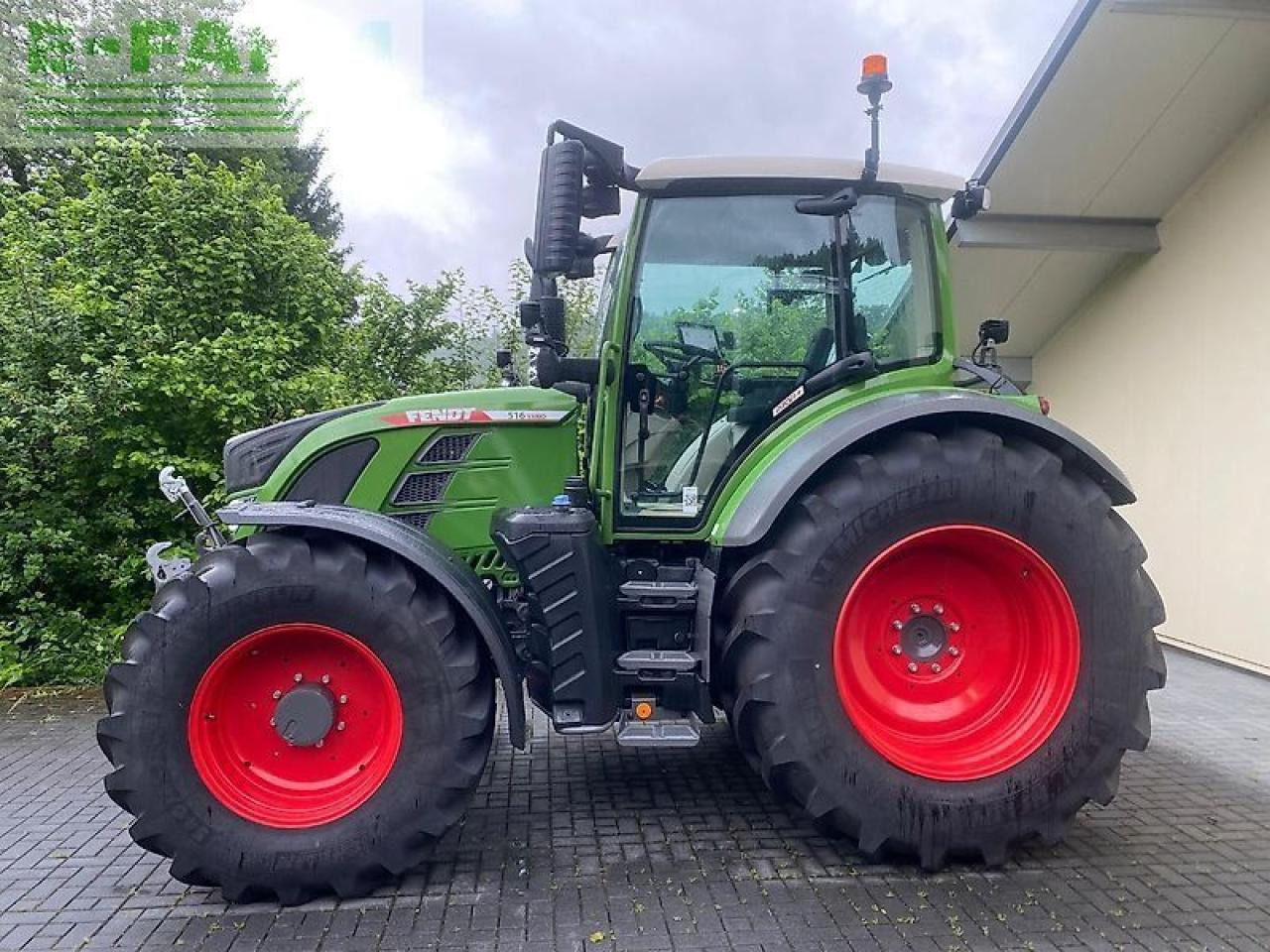 Fendt 516 vario gen.3 profi+ setting2 mit rtk, infotainment, 158 ltr., fkh entlastung, fzw ProfiPlus - Traktor: slika Fendt 516 vario gen.3 profi+ setting2 mit rtk, infotainment, 158 ltr., fkh entlastung, fzw ProfiPlus - Traktor Fendt 516 vario gen.3 profi+ setting2 mit rtk, infotainment, 158 ltr., fkh entlastung, fzw ProfiPlus - Traktor: slika Fendt 516 vario gen.3 profi+ setting2 mit rtk, infotainment, 158 ltr., fkh entlastung, fzw ProfiPlus - Traktor