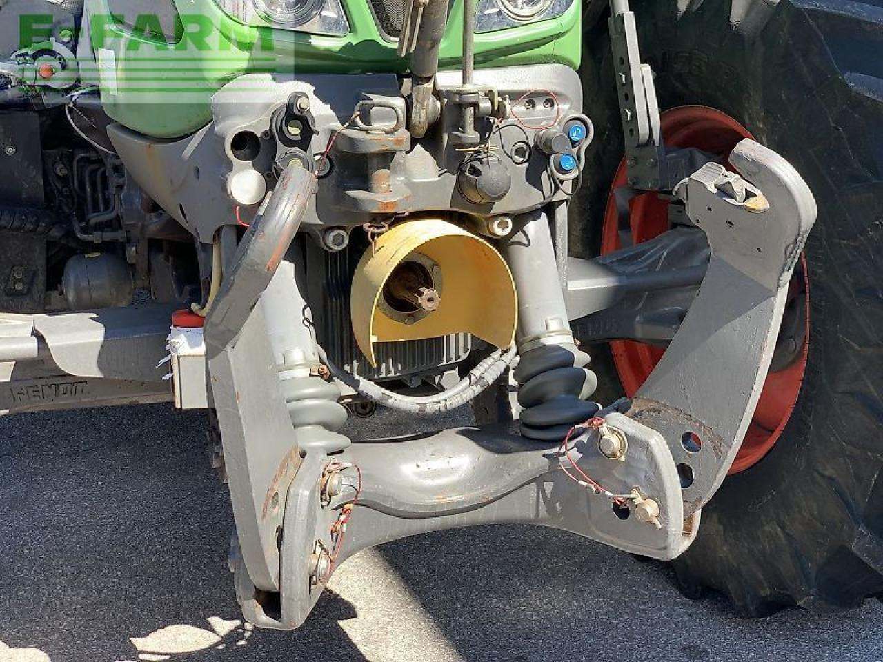 Fendt 714 vario scr - Traktor: slika Fendt 714 vario scr - Traktor Fendt 714 vario scr - Traktor: slika Fendt 714 vario scr - Traktor