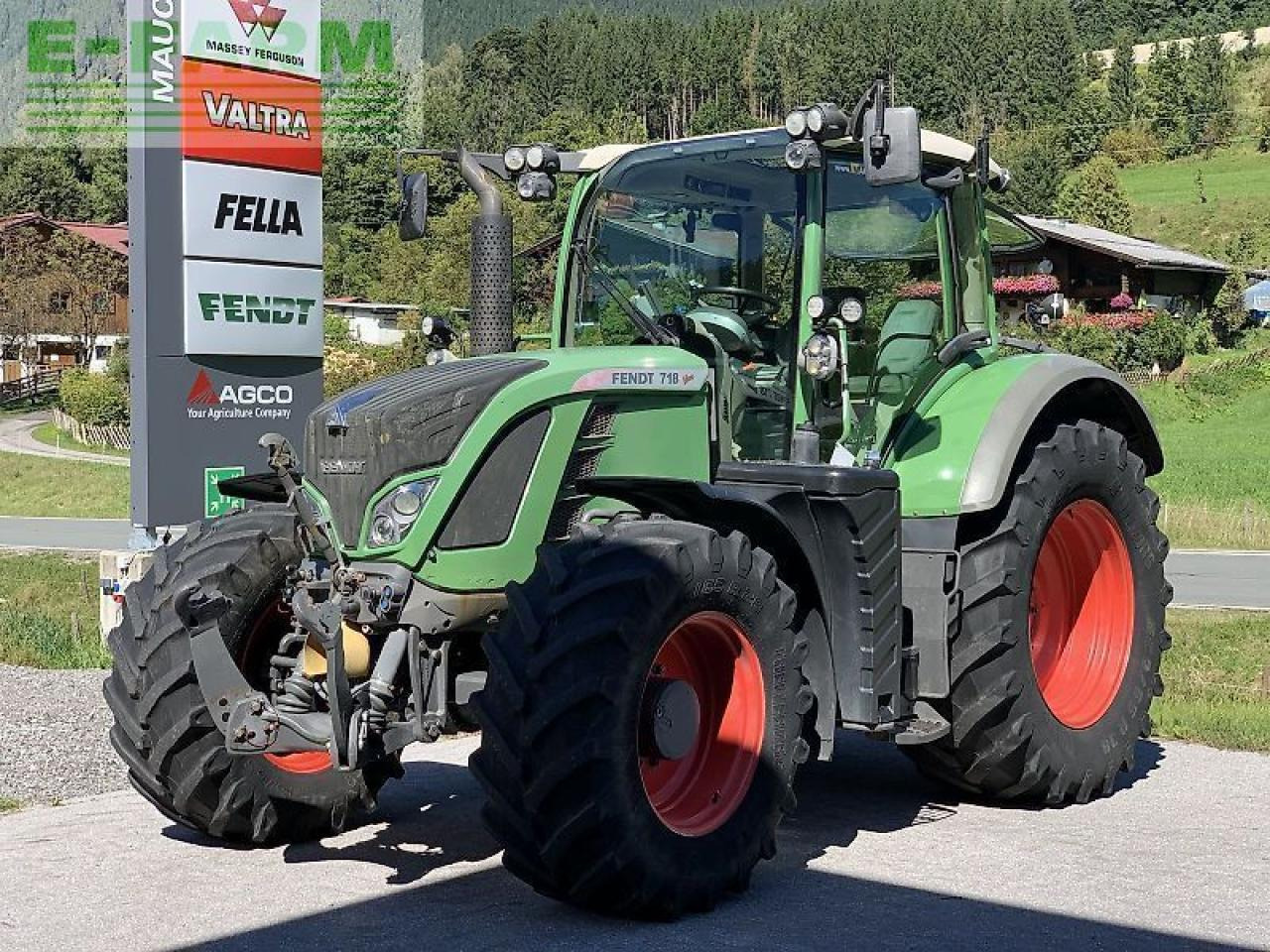 Fendt 714 vario scr - Traktor: slika Fendt 714 vario scr - Traktor Fendt 714 vario scr - Traktor: slika Fendt 714 vario scr - Traktor