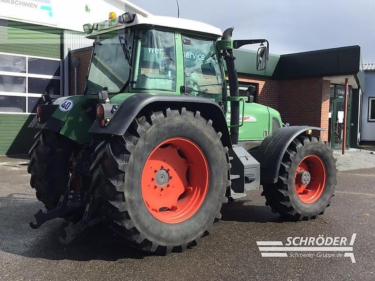 Fendt 716 vario com 1 | nur 7561 stunden ! - Traktor: slika Fendt 716 vario com 1 | nur 7561 stunden ! - Traktor Fendt 716 vario com 1 | nur 7561 stunden ! - Traktor: slika Fendt 716 vario com 1 | nur 7561 stunden ! - Traktor