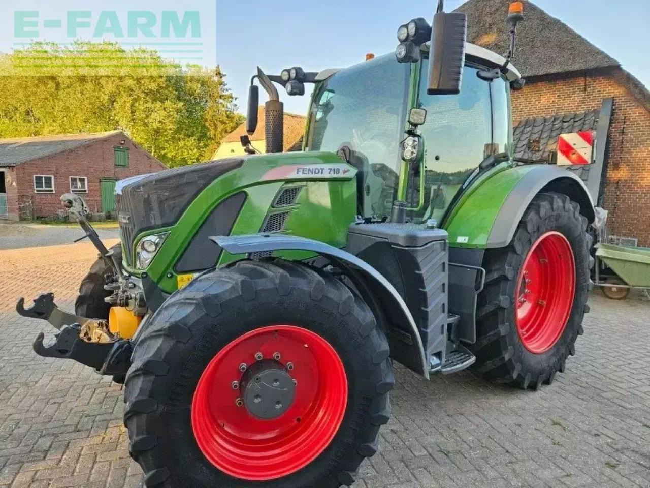 Fendt 718 s4 profi plus 3400h ( 720 722 724 ) - Traktor: slika Fendt 718 s4 profi plus 3400h ( 720 722 724 ) - Traktor Fendt 718 s4 profi plus 3400h ( 720 722 724 ) - Traktor: slika Fendt 718 s4 profi plus 3400h ( 720 722 724 ) - Traktor