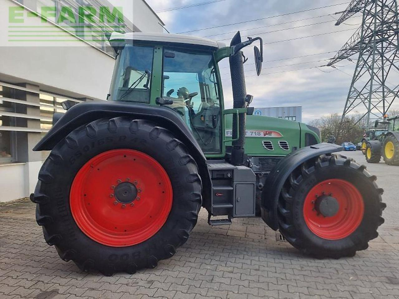 Fendt 718 vario comiii - Traktor: slika Fendt 718 vario comiii - Traktor Fendt 718 vario comiii - Traktor: slika Fendt 718 vario comiii - Traktor