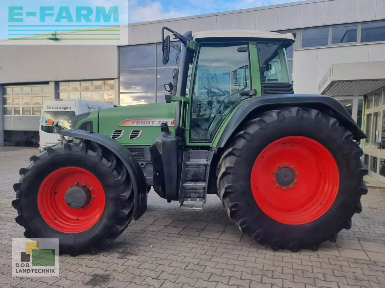 Fendt 718 vario comiii - Traktor: slika Fendt 718 vario comiii - Traktor Fendt 718 vario comiii - Traktor: slika Fendt 718 vario comiii - Traktor