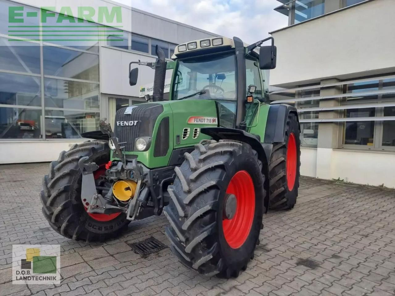 Fendt 718 vario comiii - Traktor: slika Fendt 718 vario comiii - Traktor Fendt 718 vario comiii - Traktor: slika Fendt 718 vario comiii - Traktor