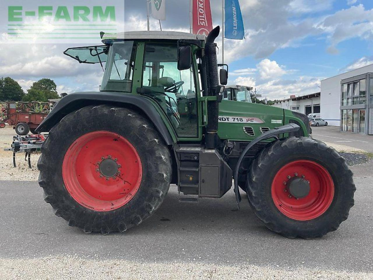 Fendt 718 vario preisreduziert - Traktor: slika Fendt 718 vario preisreduziert - Traktor Fendt 718 vario preisreduziert - Traktor: slika Fendt 718 vario preisreduziert - Traktor