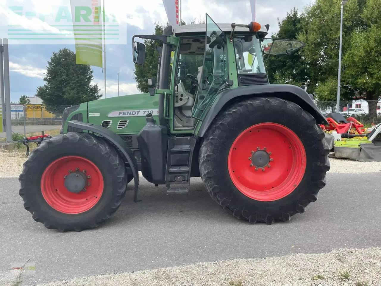 Fendt 718 vario preisreduziert - Traktor: slika Fendt 718 vario preisreduziert - Traktor Fendt 718 vario preisreduziert - Traktor: slika Fendt 718 vario preisreduziert - Traktor