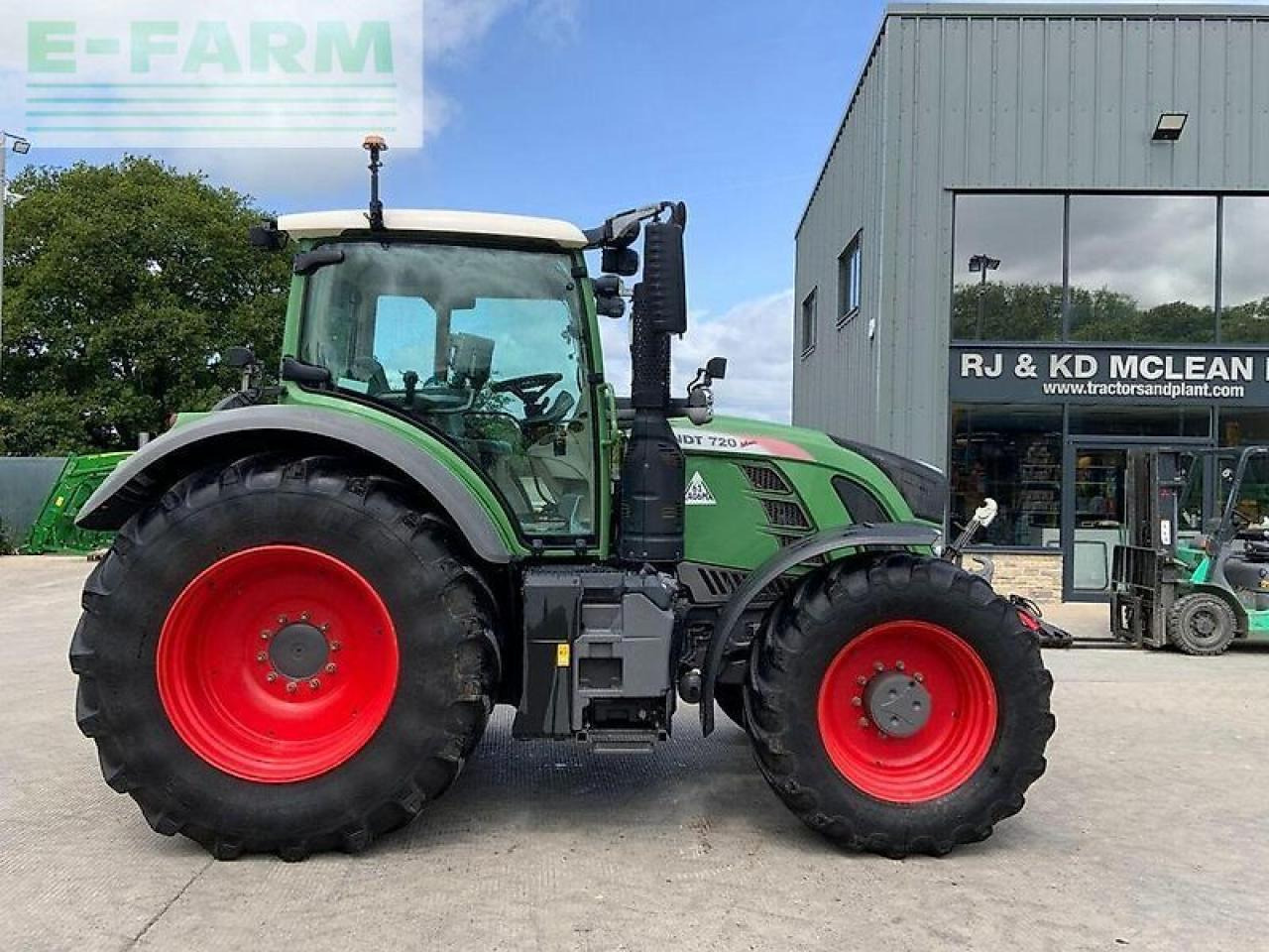Fendt 720 profi plus tractor (st20525) - Traktor: slika Fendt 720 profi plus tractor (st20525) - Traktor Fendt 720 profi plus tractor (st20525) - Traktor: slika Fendt 720 profi plus tractor (st20525) - Traktor