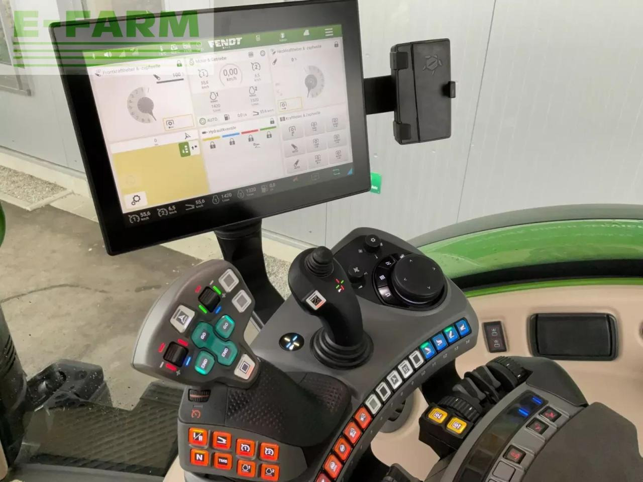 Fendt 724 gen6 power plus setting 2 - Traktor: slika Fendt 724 gen6 power plus setting 2 - Traktor Fendt 724 gen6 power plus setting 2 - Traktor: slika Fendt 724 gen6 power plus setting 2 - Traktor