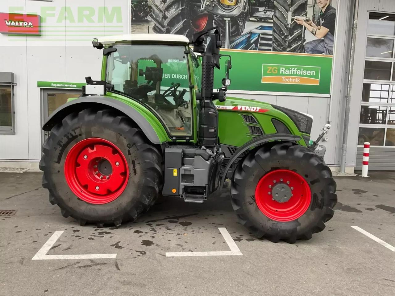 Fendt 724 gen6 power plus setting 2 - Traktor: slika Fendt 724 gen6 power plus setting 2 - Traktor Fendt 724 gen6 power plus setting 2 - Traktor: slika Fendt 724 gen6 power plus setting 2 - Traktor