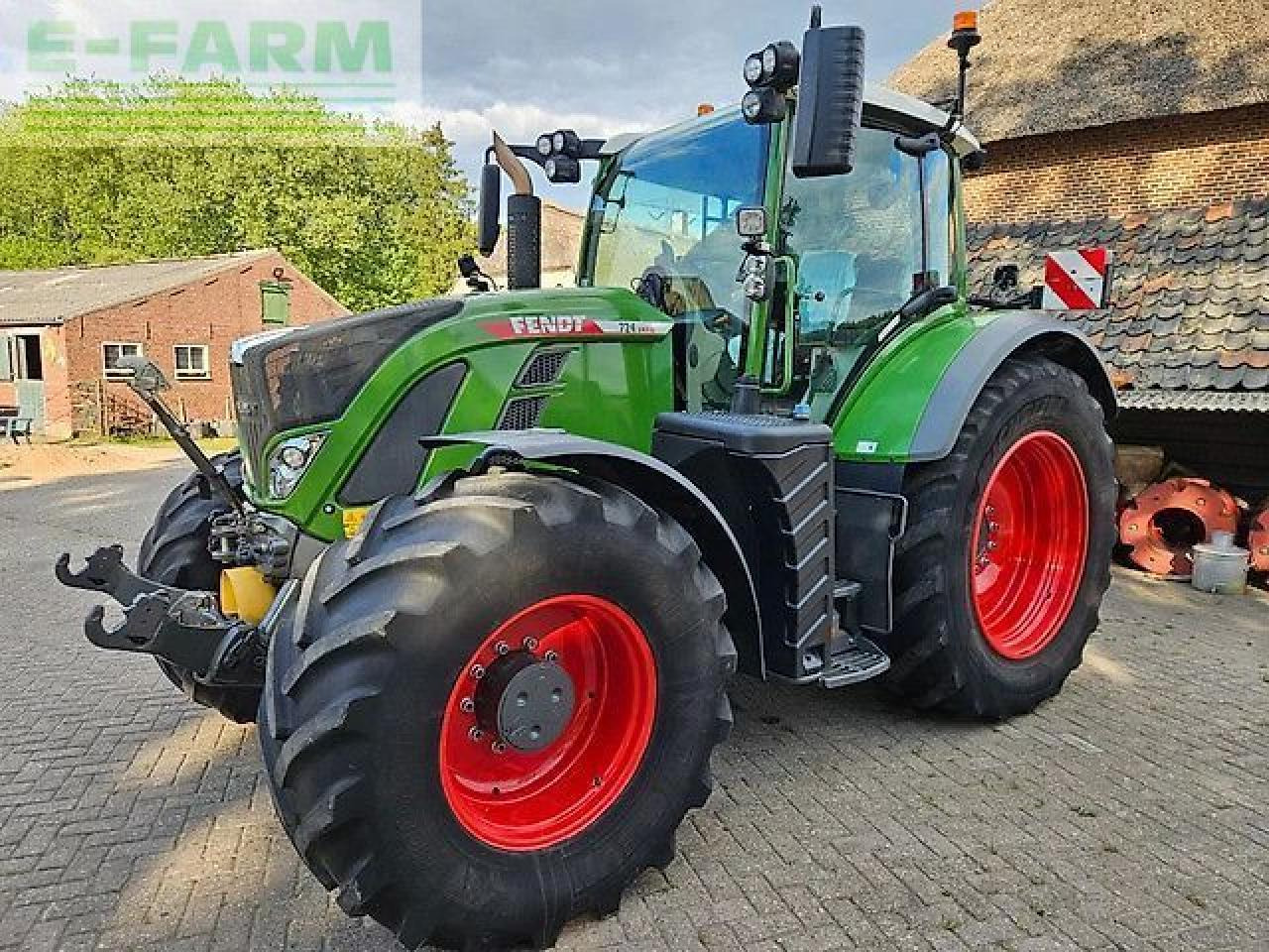 Fendt 724 gen6 profi plus setting 2 ( 718 720 722 ) - Traktor: slika Fendt 724 gen6 profi plus setting 2 ( 718 720 722 ) - Traktor Fendt 724 gen6 profi plus setting 2 ( 718 720 722 ) - Traktor: slika Fendt 724 gen6 profi plus setting 2 ( 718 720 722 ) - Traktor