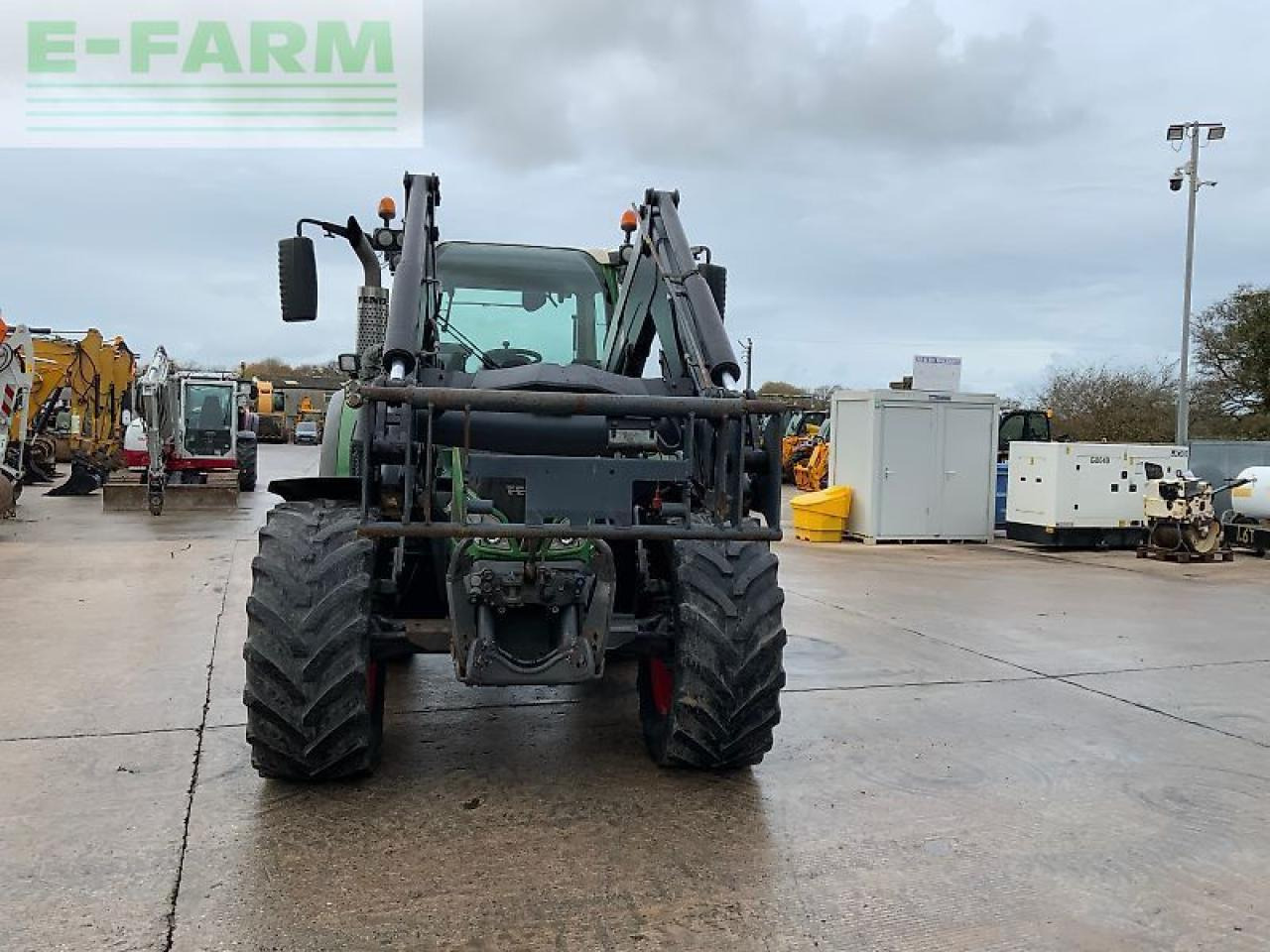 Fendt 724 profi plus tractor (st25188) - Traktor: slika Fendt 724 profi plus tractor (st25188) - Traktor Fendt 724 profi plus tractor (st25188) - Traktor: slika Fendt 724 profi plus tractor (st25188) - Traktor
