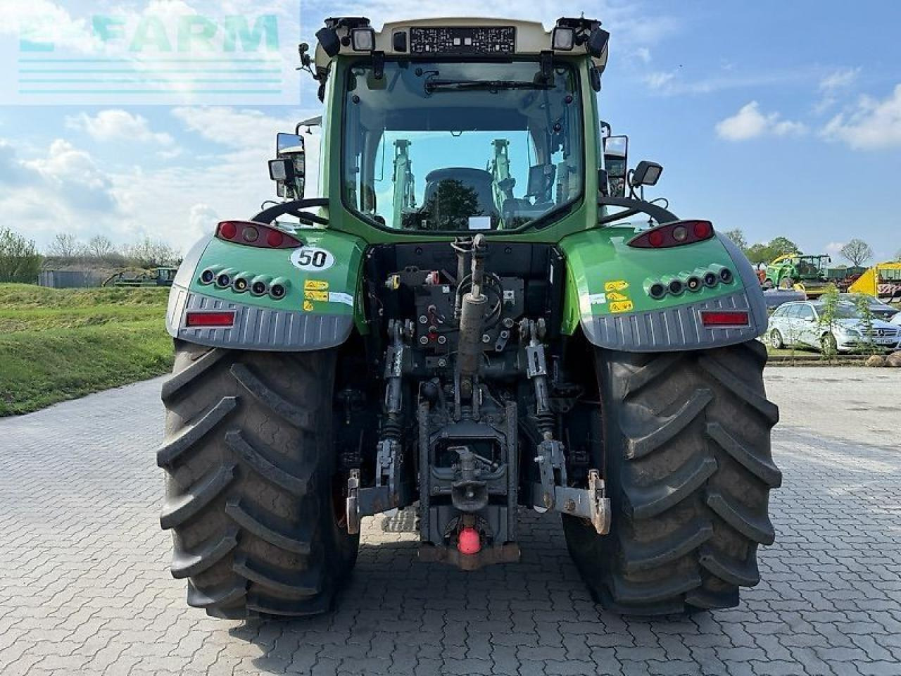 Fendt 724 vario - Traktor: slika Fendt 724 vario - Traktor Fendt 724 vario - Traktor: slika Fendt 724 vario - Traktor