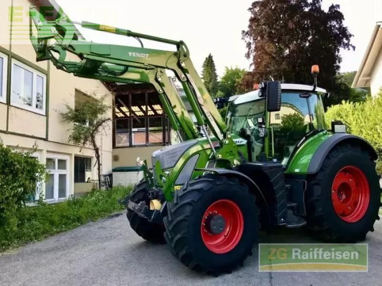 Fendt 724 vario gebr. allradsc - Traktor: slika Fendt 724 vario gebr. allradsc - Traktor Fendt 724 vario gebr. allradsc - Traktor: slika Fendt 724 vario gebr. allradsc - Traktor