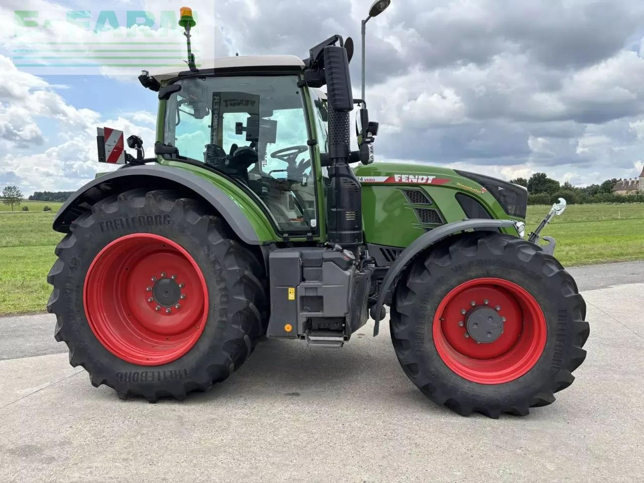 Fendt 724 vario profi+ - Traktor: slika Fendt 724 vario profi+ - Traktor Fendt 724 vario profi+ - Traktor: slika Fendt 724 vario profi+ - Traktor