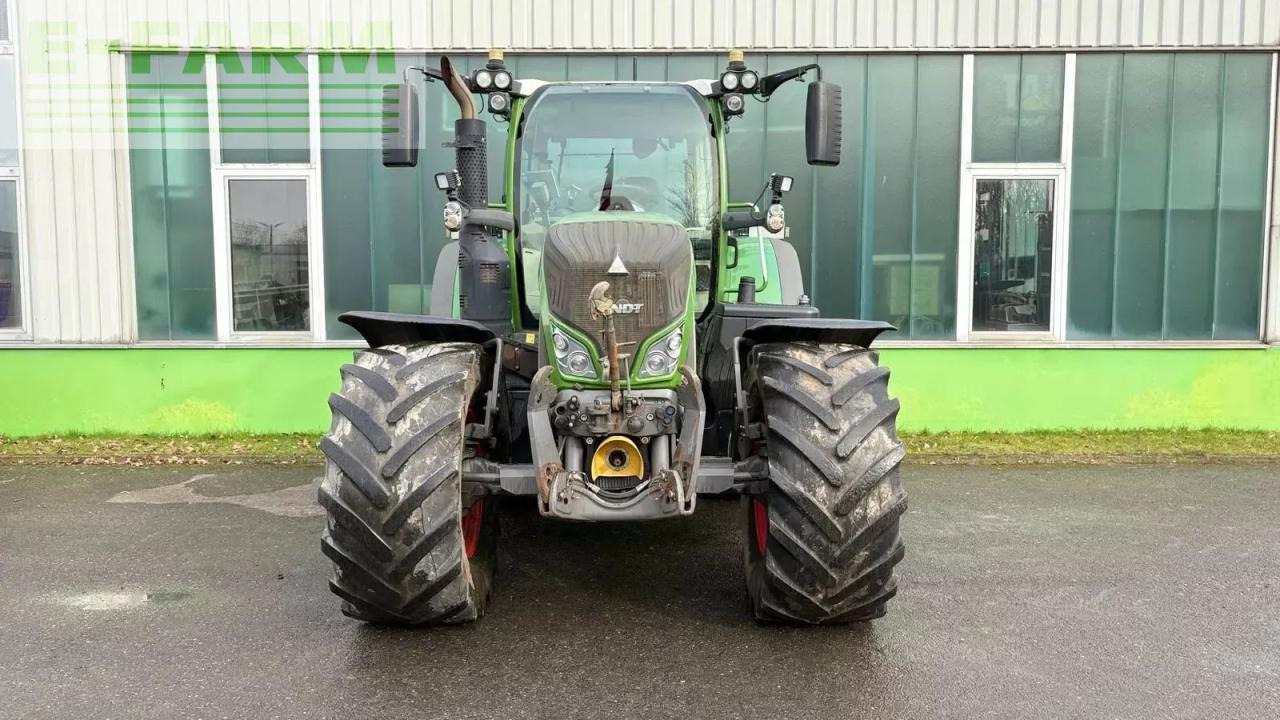 Fendt 724 vario s4 - Traktor: slika Fendt 724 vario s4 - Traktor Fendt 724 vario s4 - Traktor: slika Fendt 724 vario s4 - Traktor