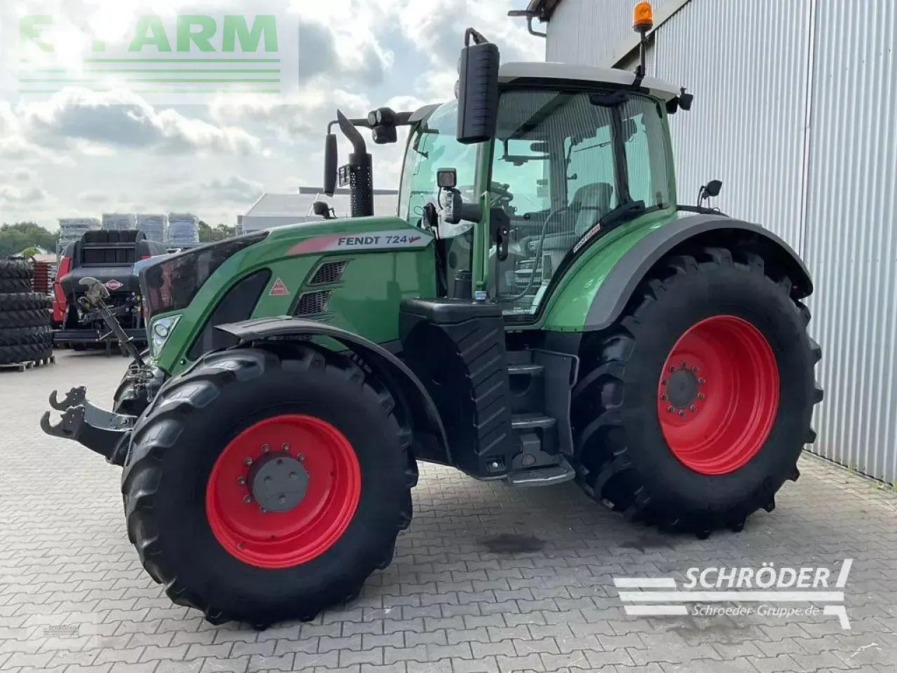 Traktor Fendt 724 vario s4 profi plus ProfiPlus: slika Traktor Fendt 724 vario s4 profi plus ProfiPlus